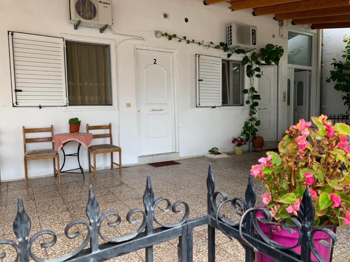 Alexandras Appartments Igoumenitsa Exterior photo